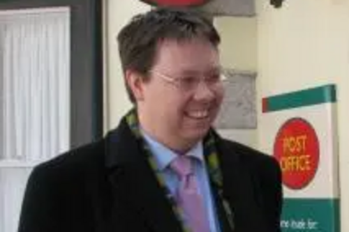 Dan Rogerson campaigning for post offices